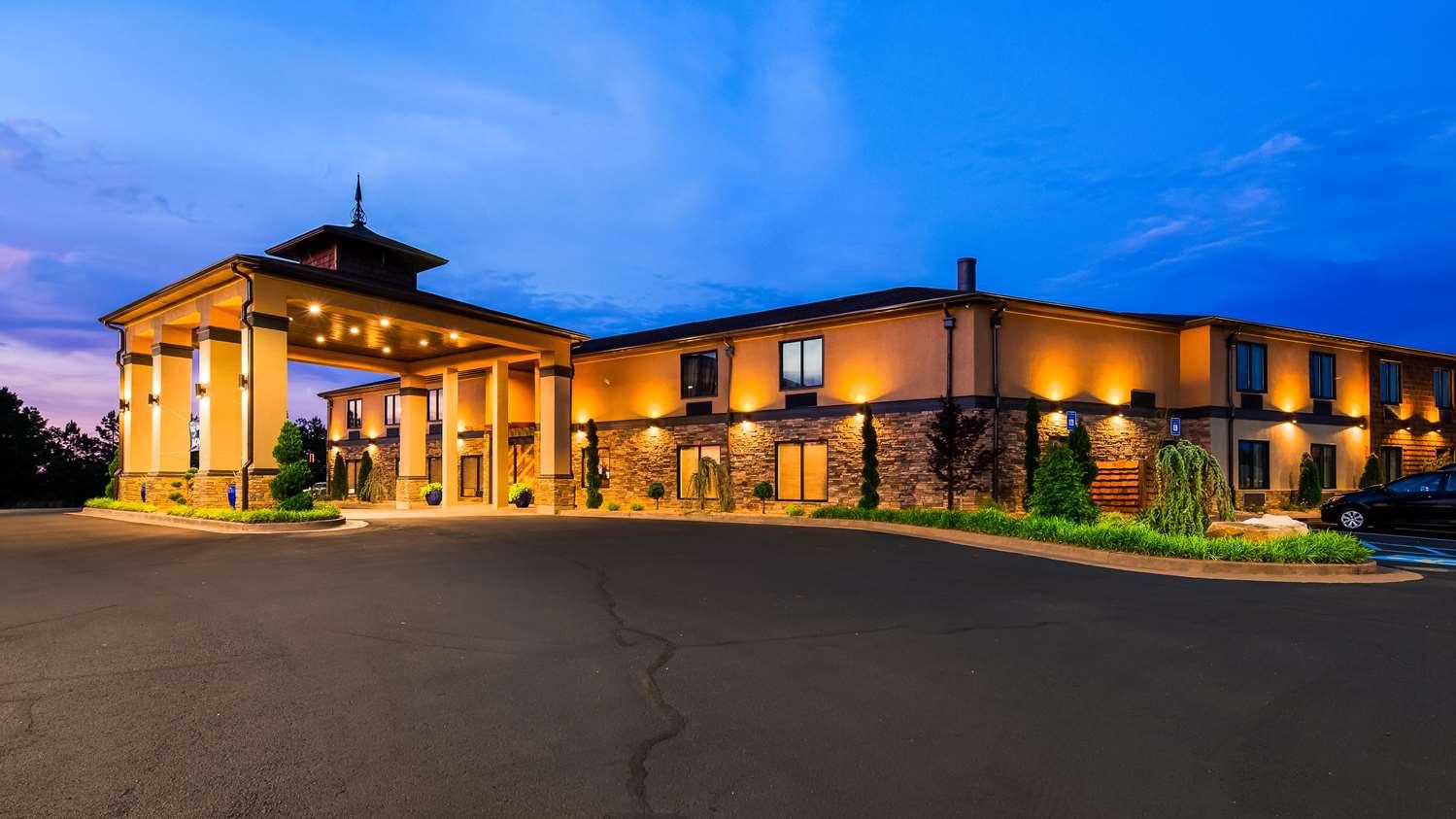 Best Western Warm Springs Hotel And Event Center Exterior foto